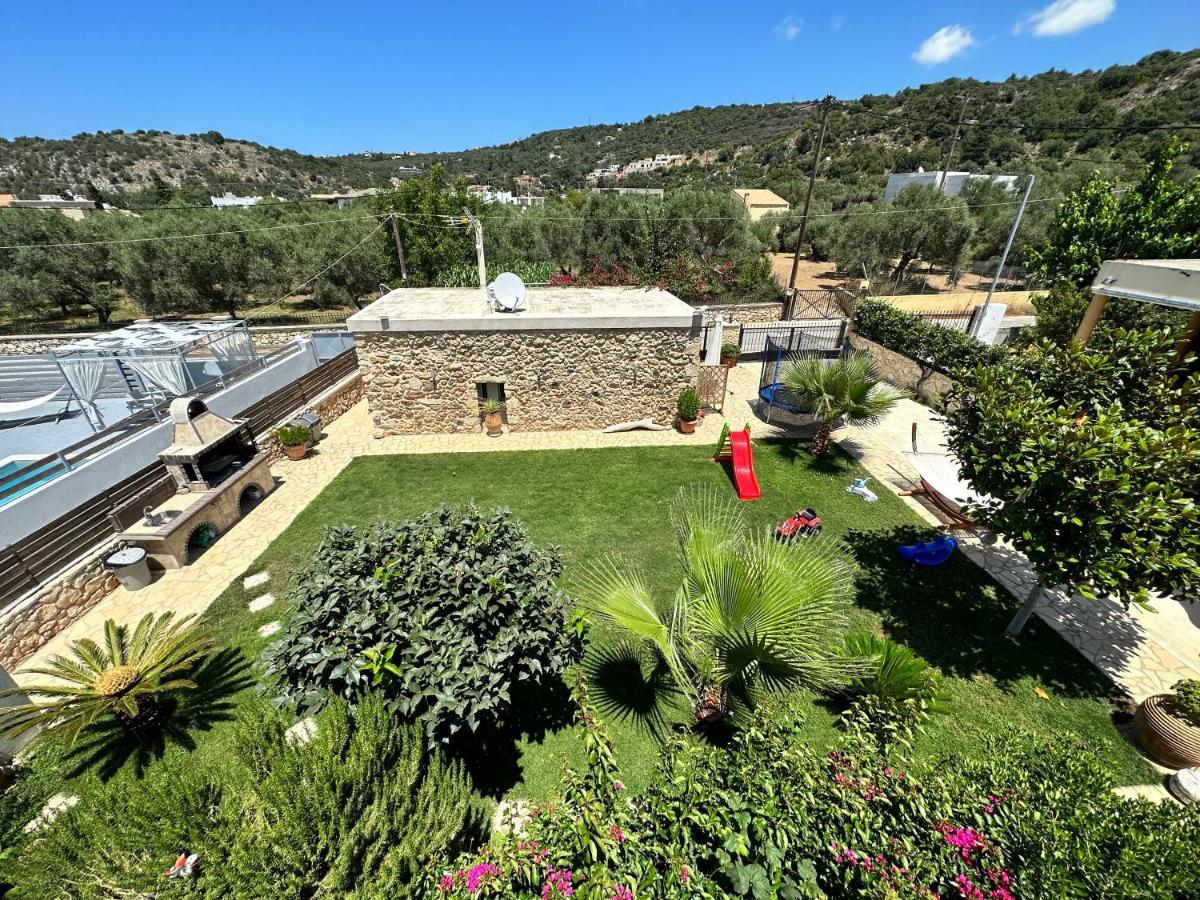 Bio Garden Stonehouse Villa Gonia Luaran gambar
